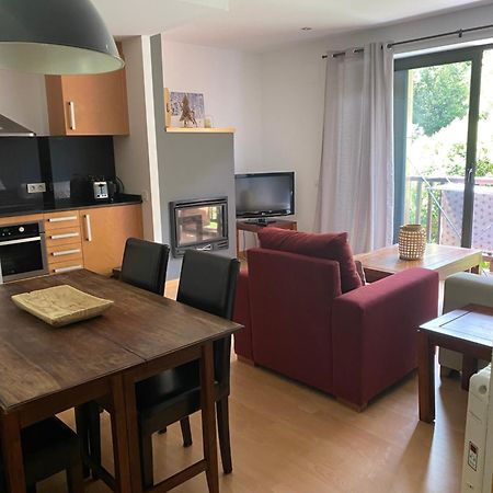 Apartament Hug Roger Valencia D'Aneu Exterior photo